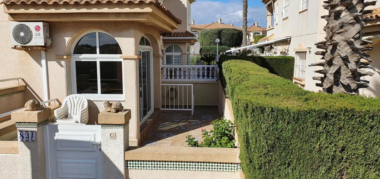 Ferienwohnung Torrevieja Bagian luar foto