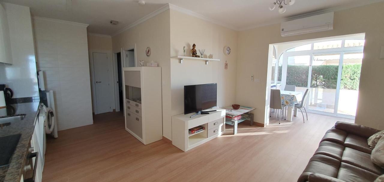 Ferienwohnung Torrevieja Bagian luar foto