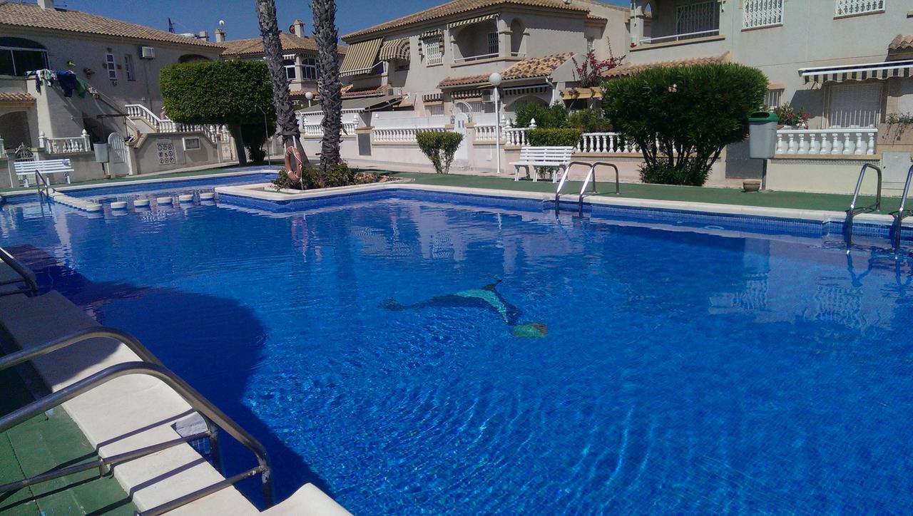 Ferienwohnung Torrevieja Bagian luar foto