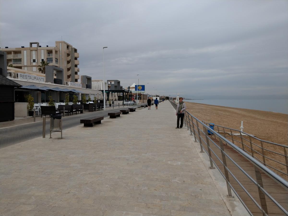 Ferienwohnung Torrevieja Bagian luar foto